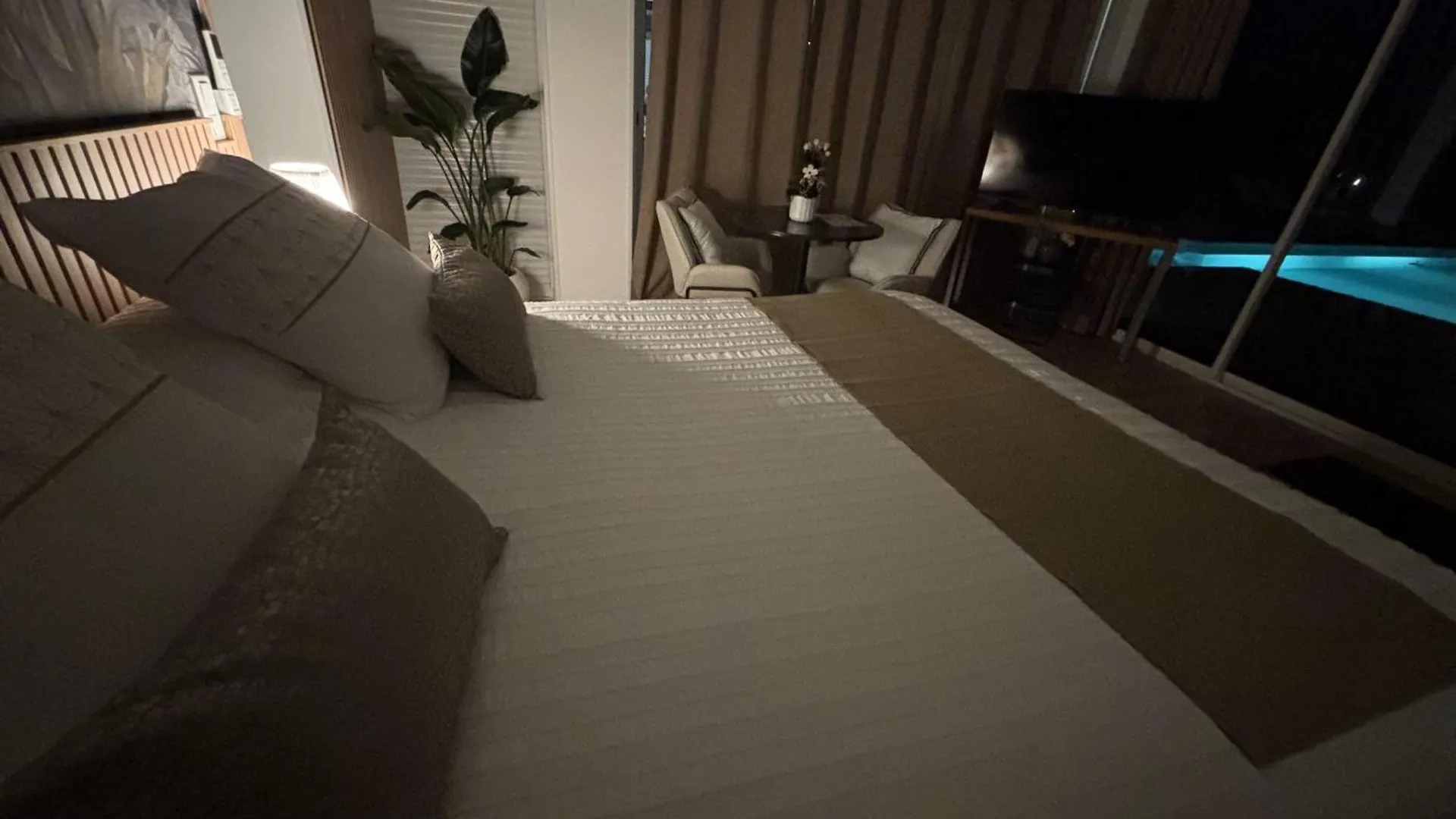 Le Coucher De Soleil Spa Bessens 0*,