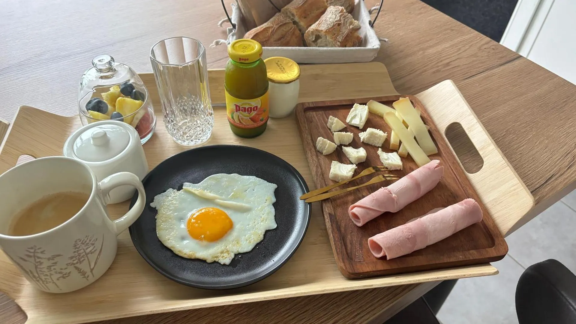 Le Coucher De Soleil Spa Bessens Bed & Breakfast