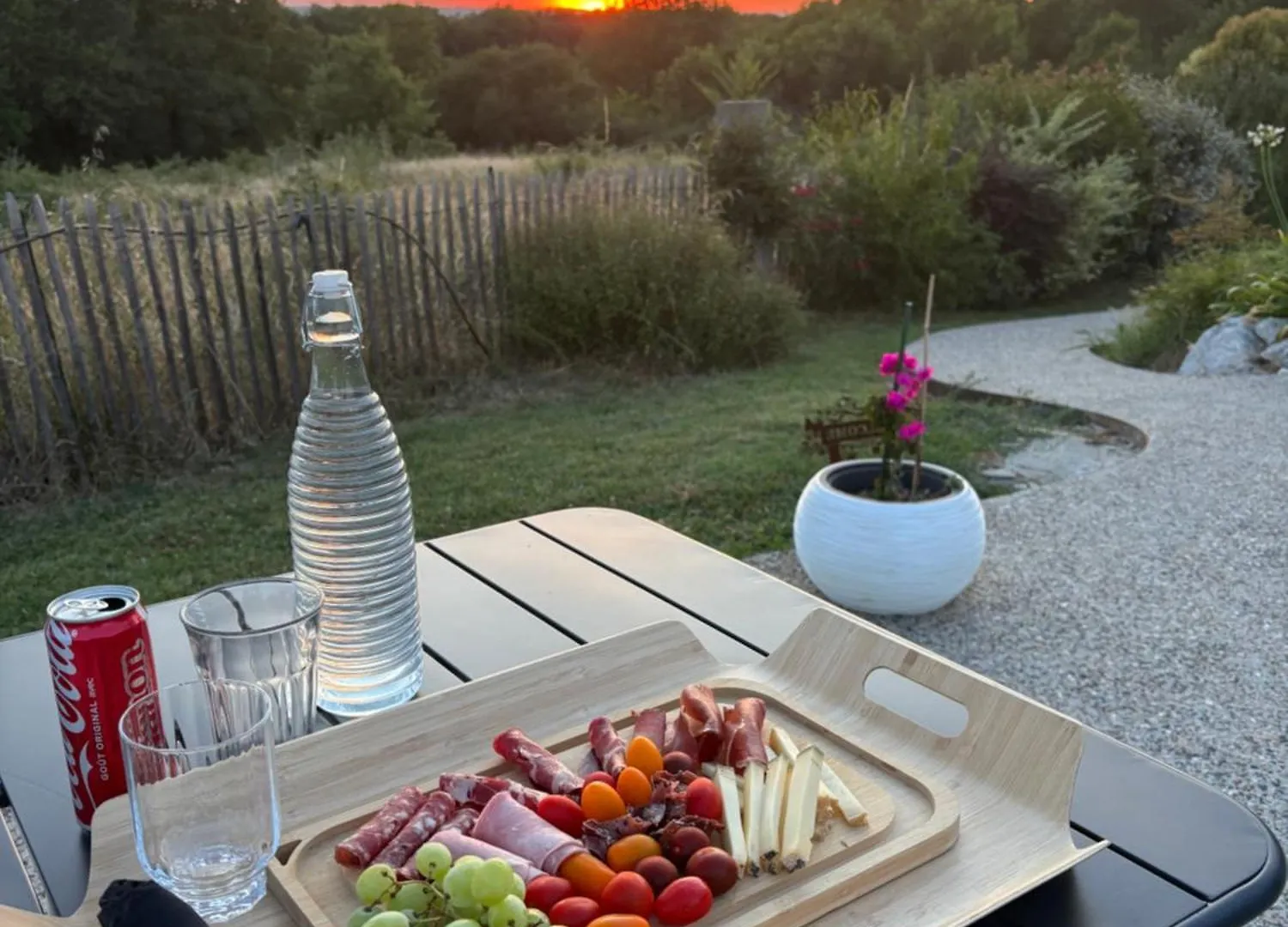 Le Coucher De Soleil Spa Bessens 0*,  Frankrijk